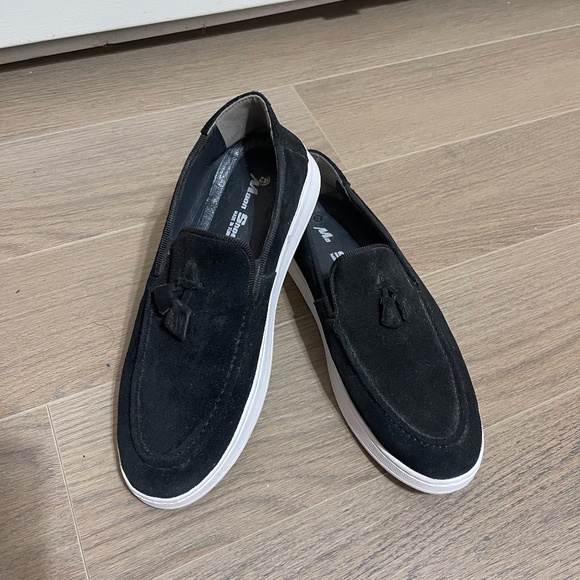 Black leather shoes luxury - never worn - Picture 1 of 6